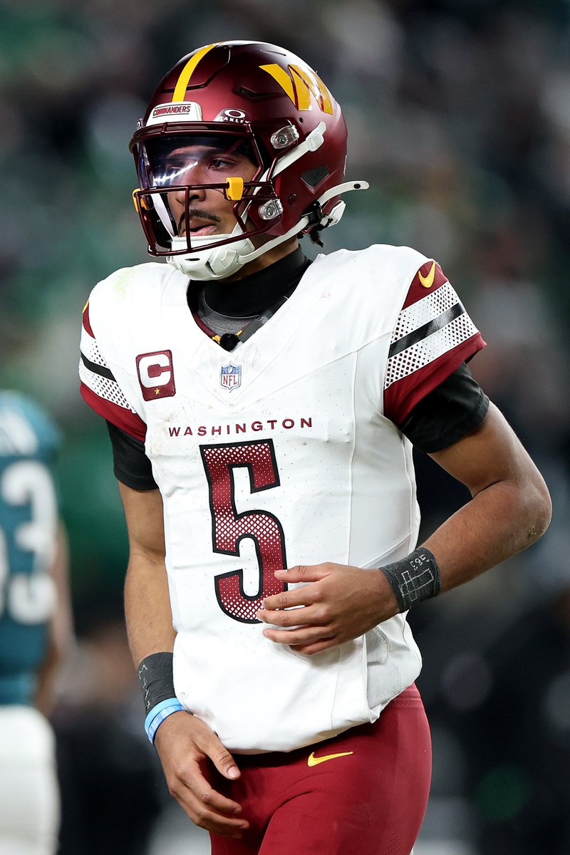 Thank you, #5. 

Thank you for bringing hope &amp; happiness back to DC. 

Thank you for making us believe once again in this franchise. 

Thank you for giving us a reason to tune in each week.