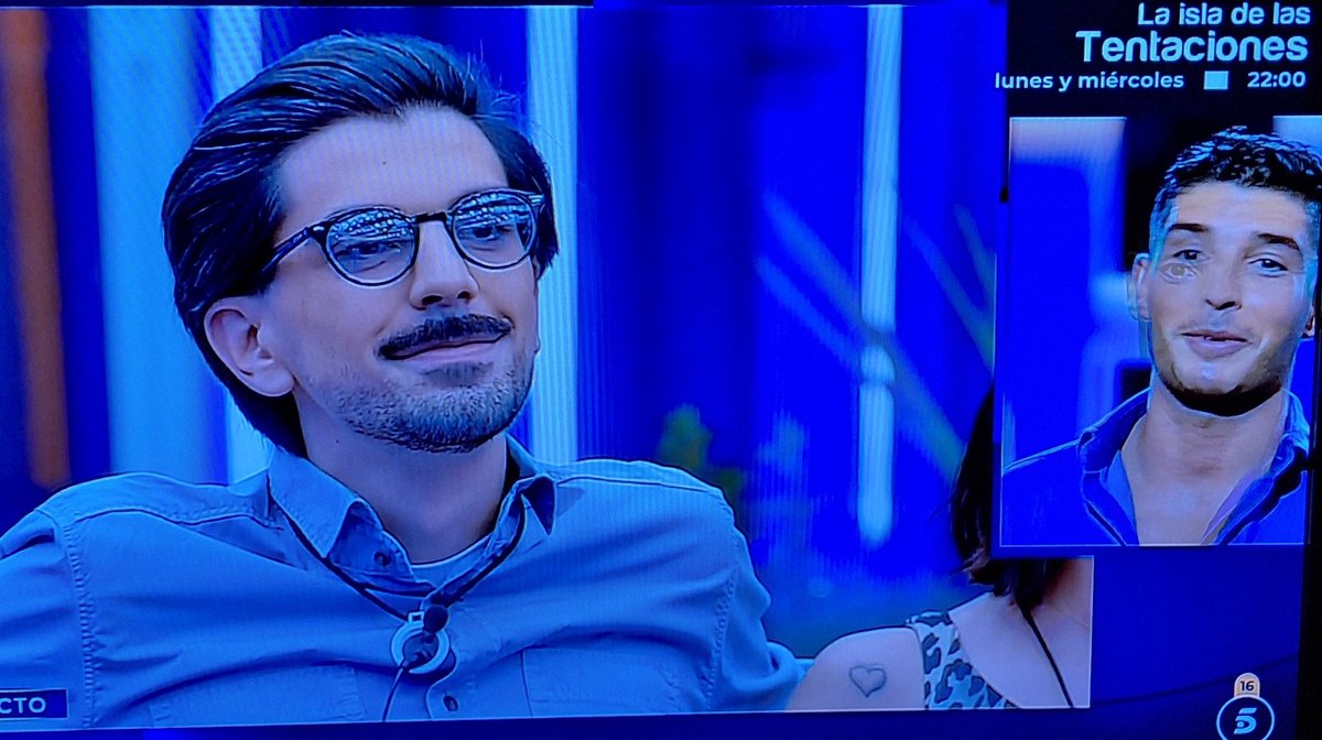 Brujaycotilla's tweet image. Bravo Alex en su despedida dando a cada uno lo suyo 
Y encima destapa la carpeta del Pototo 😂😂😂😂
#RepescaAlex
#GHDBT3