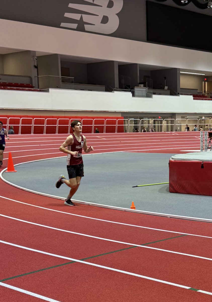 MillisAthletics's tweet photo. Noah McGhee in the mile. https://t.co/HeCn5DPf2Z