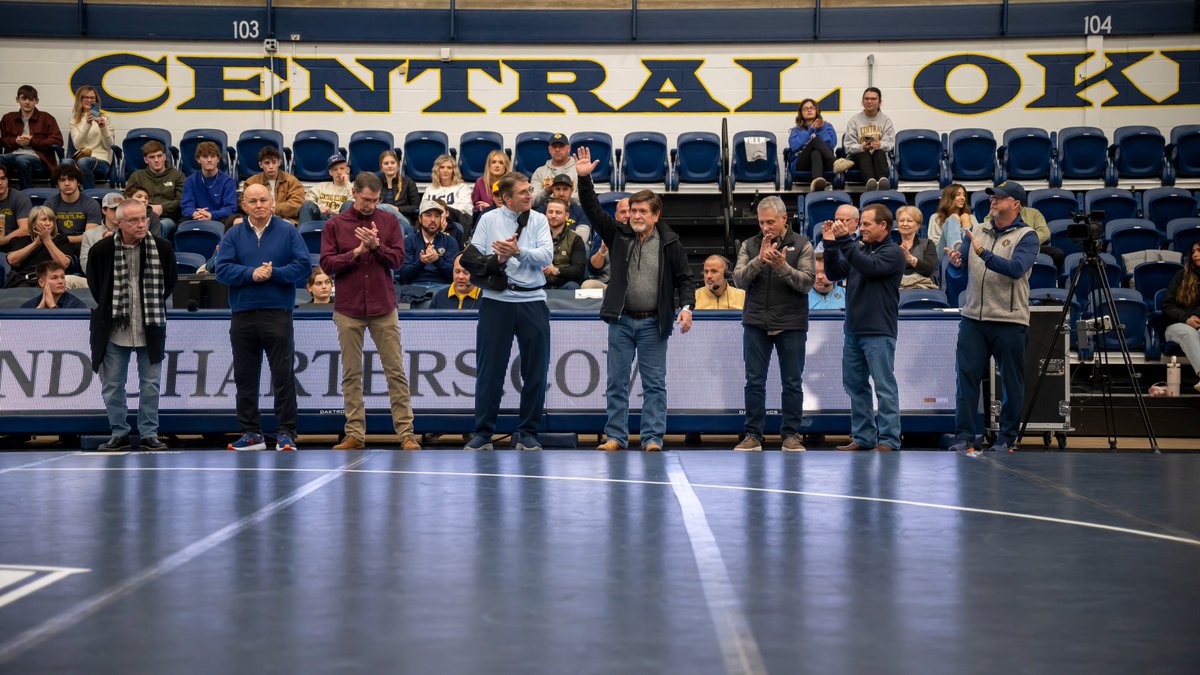 UCO Bronchos tweet media