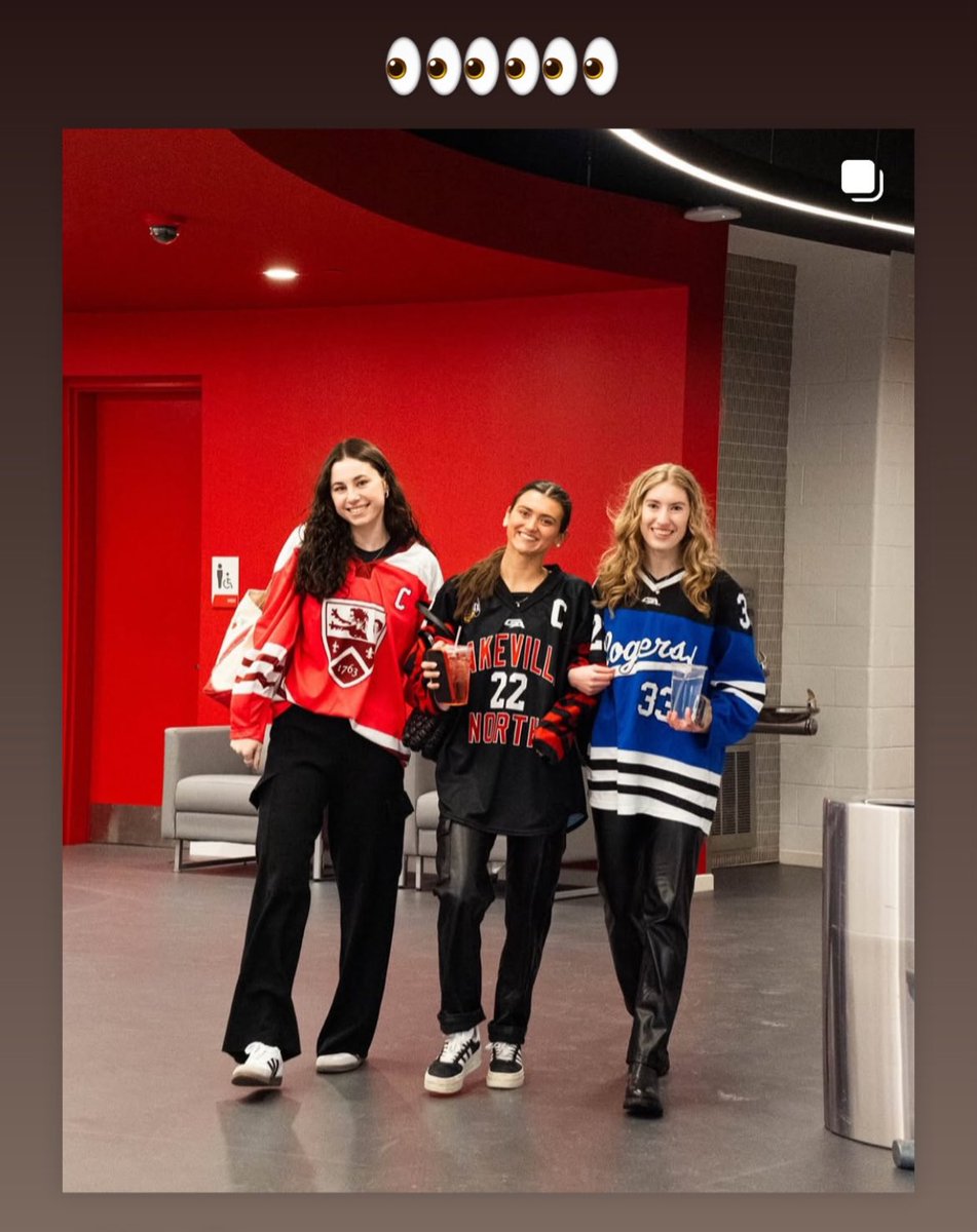 RogersGirlsPuck's tweet photo. @SHU_WIH Goalie Lauren Larson (‘23) spotted in her Rogers Royals Jersey https://t.co/iTXQiuNk1s