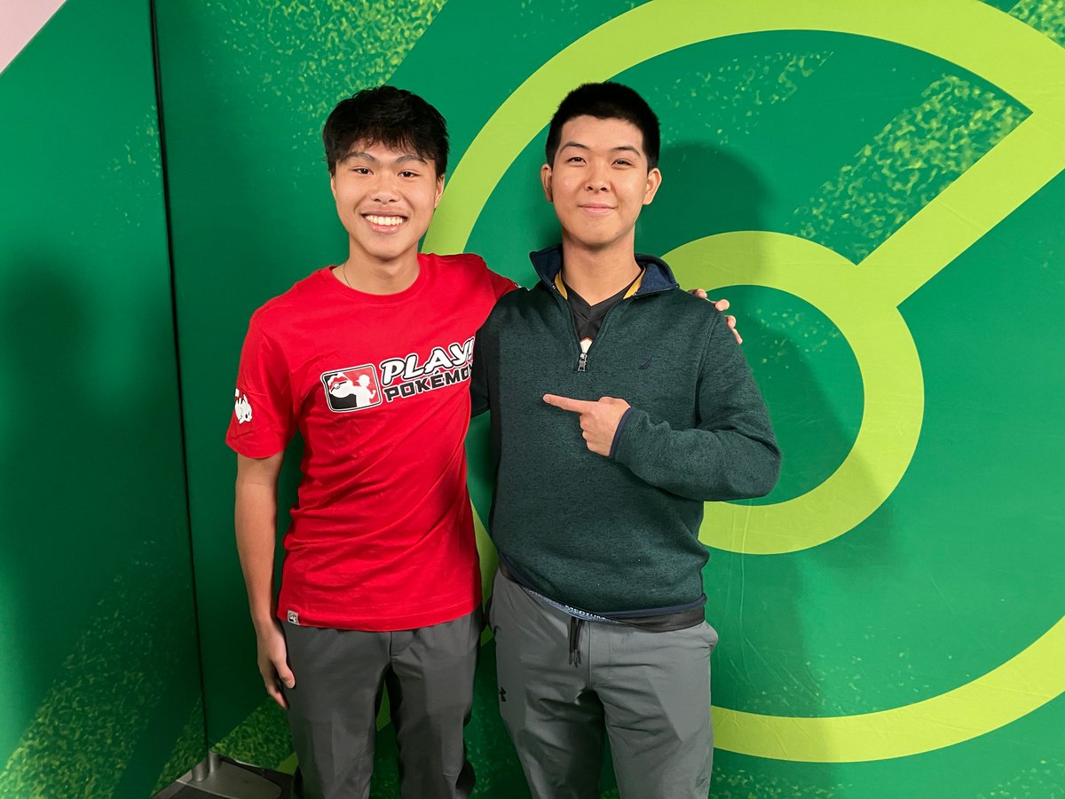 San Antonio Recap!🧵

Thank you to everyone at the regional who helped me out and hung out with me❤️. Especially <a href="/nitetimeclasher/">LG nitetimeclasher</a> and The Taurian22.

Oddly enough I was nervous for my earlier battles than my later battles and that seemed to translate to my play.