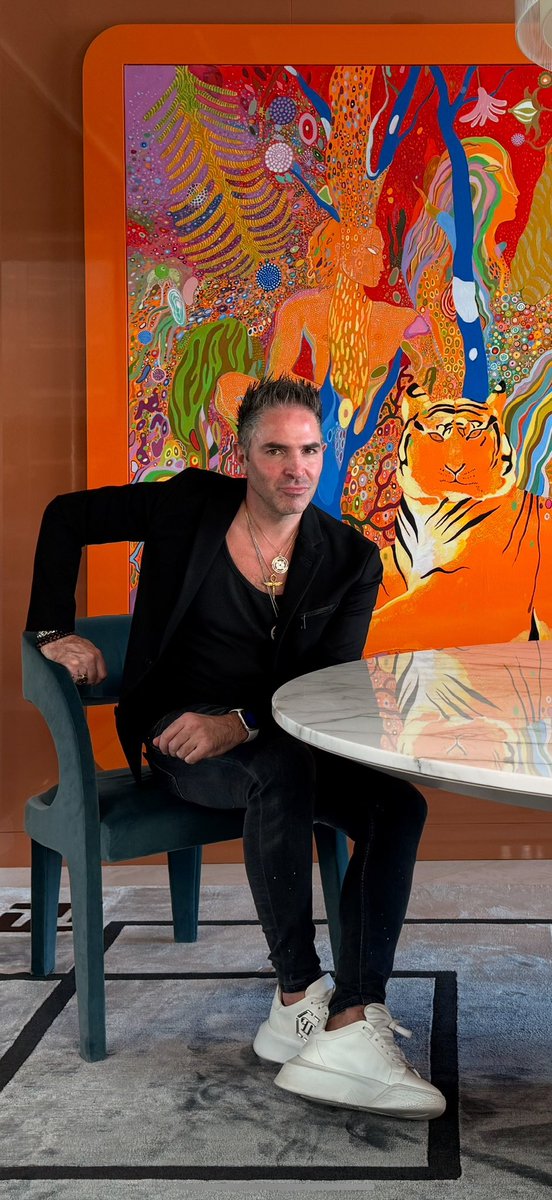 REPORTAJE junto a “REINO” en “SUPERYO STUDIO”. Alberto De la Torre Mayado nos adentra en los patrones orgánicos de un ecosistema que late en ambigüedad visual. #ArteContemporáneo #SuperyoStudio #albertodelatorremayado