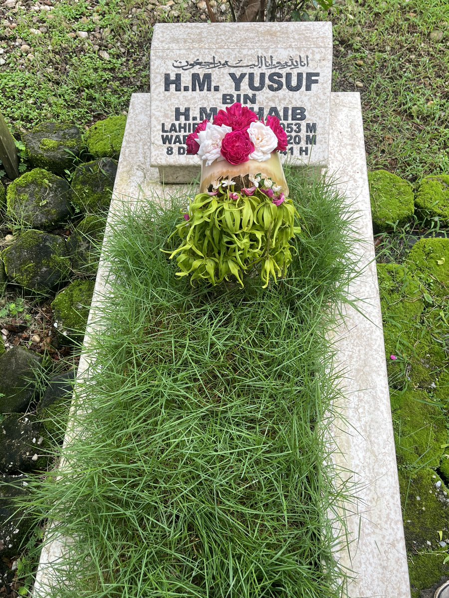 ysfelnailiya's tweet photo. Kesayangan aku tiba tiba datang ke mimpi, mana ganteng banget lagi🥹🫶🏻
Alfatihah.. https://t.co/yrlnEjr1QQ
