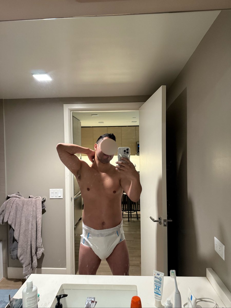 SD_Little94's tweet photo. (Reposting from blue sky, pic for attention)

Birthday diaper is best diaper, here’s to 31 
🥳

On a side note, going to pretty much post new content on the other platform from here on out. Follow me over there, same handle 🙃 and if you’re in the San Diego/SoCal area say hello! https://t.co/p2EQCOTHxC