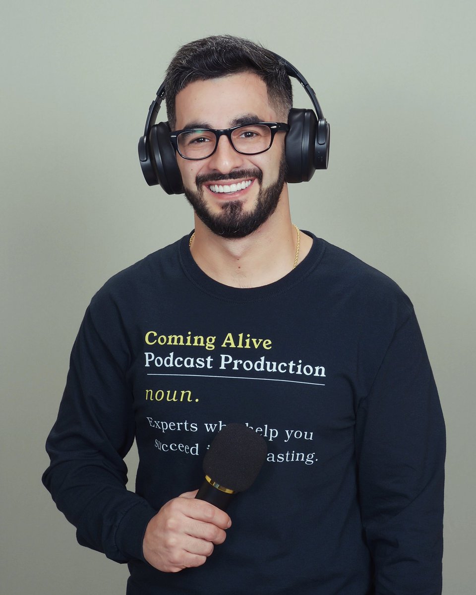 Mic’d up and ready to go! 🎙️ 
Who’s ready to tell their story? DM me 💪 

#podcast #podcastlife #podcastproduction #comingalivepodcastproduction #podcastguest