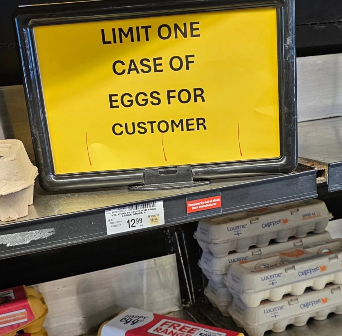 krassenstein's tweet image. Thank you Trump!

$13 carton of eggs!  What a deal!

Making America Great again!