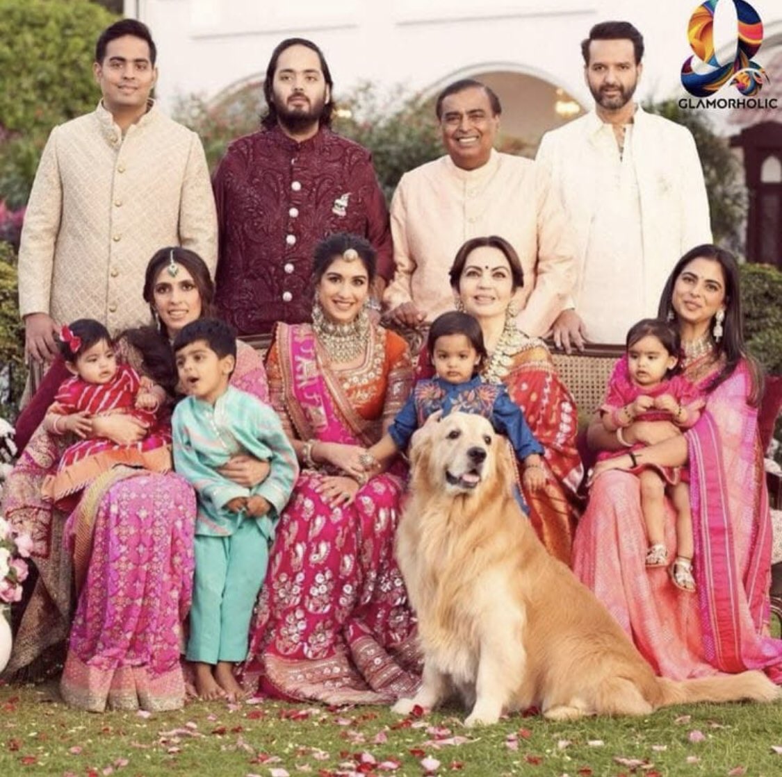 Happy family 🥰