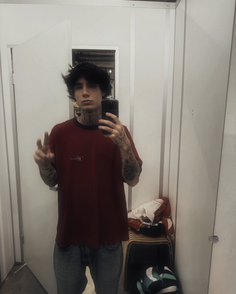 — Guess I should probably post or whatever