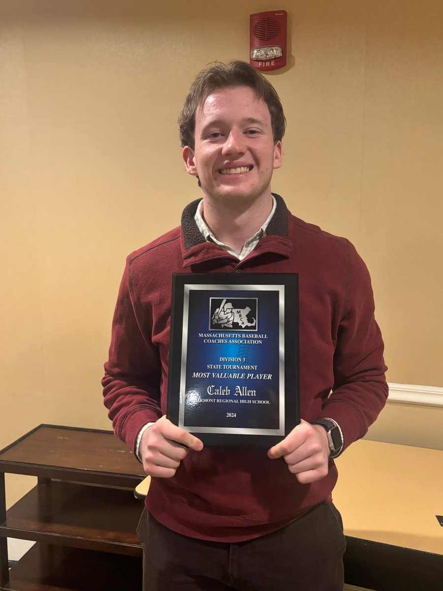 OakmontBSBL's tweet photo. Huge thanks to the @MassBCA for an outstanding coaches clinic this weekend! Congratulations to @calebjallen15 on earning the 2024 Division 3 Playoff MVP Award! Congratulations to Coach Justin Nussey on being named the Assistant Coach of the Year for 2024!!! https://t.co/jscEofbDuU