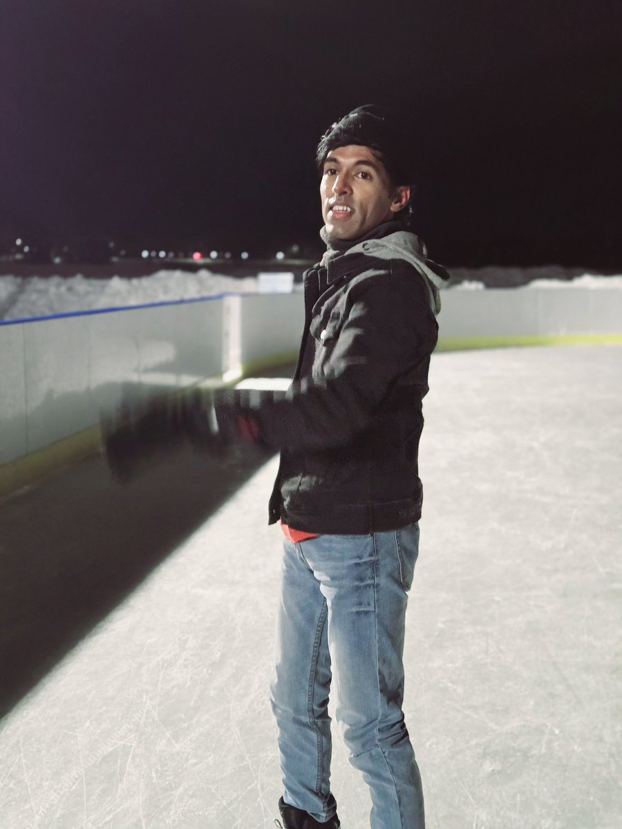 rautvipul14's tweet photo. Skate ⛸️ 

#frost #frostwascana https://t.co/mxlNdmEUYt