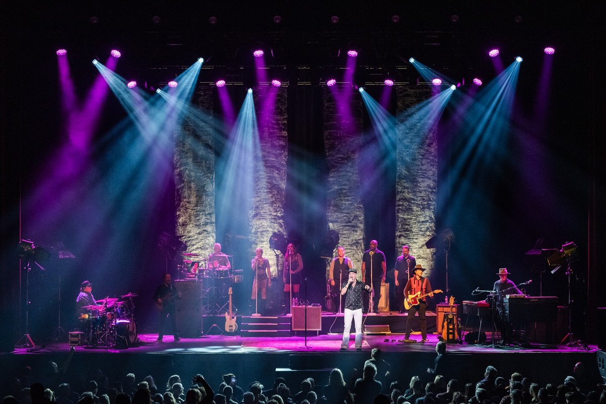 Jammin' out with <a href="/JJGREYandMOFRO/">JJ Grey</a> last night 📻 

📸: <a href="/portauthoritee/">SPort</a>