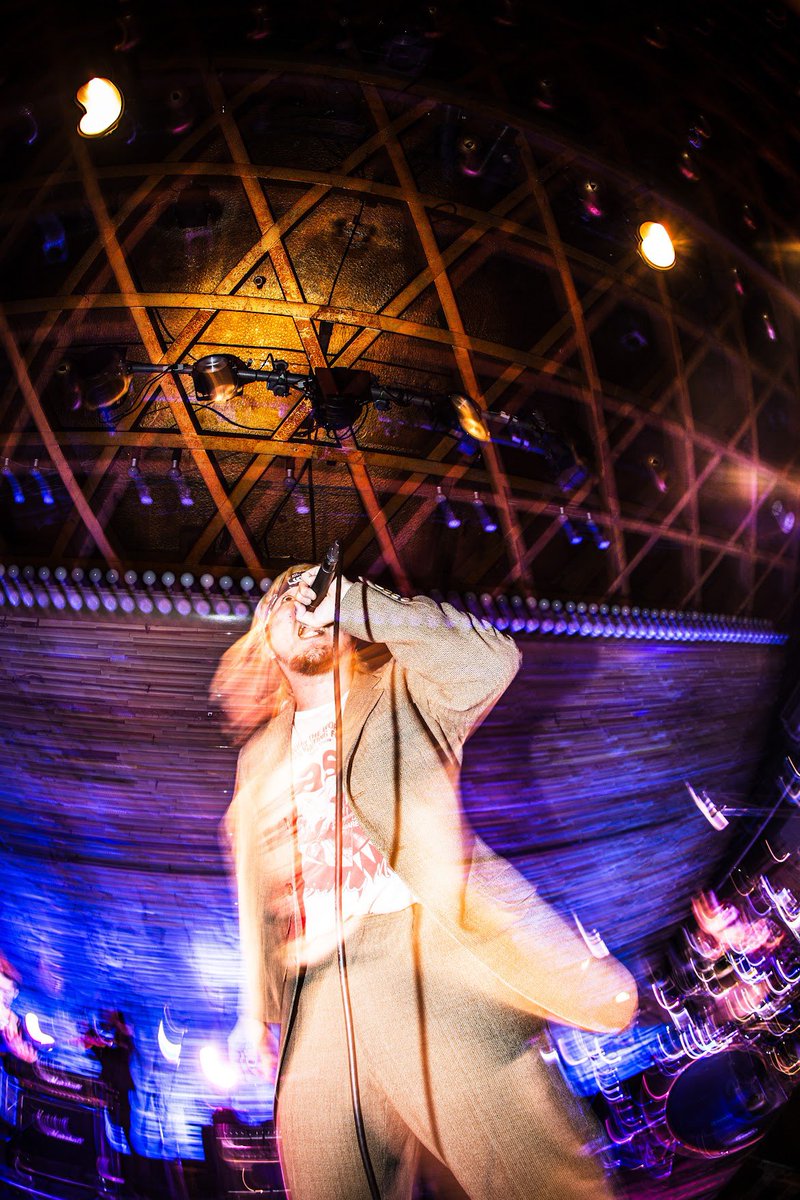 1月25日歓喜で味園をぶち抜いてスーパーゆるふわ裸NEKO満員御礼大完結！

TSURUNOMAMELTZ、NEKOSOGI、ゆるふわギャング、共同主催の裸繪札、袖振り合った皆々様、ありがとうございました

総勢900人で味園ユニバースに大きいさよならが出来たと思います

キノコの朗報お待ちよ！

SEE YOU SOON❤️🌎🍄