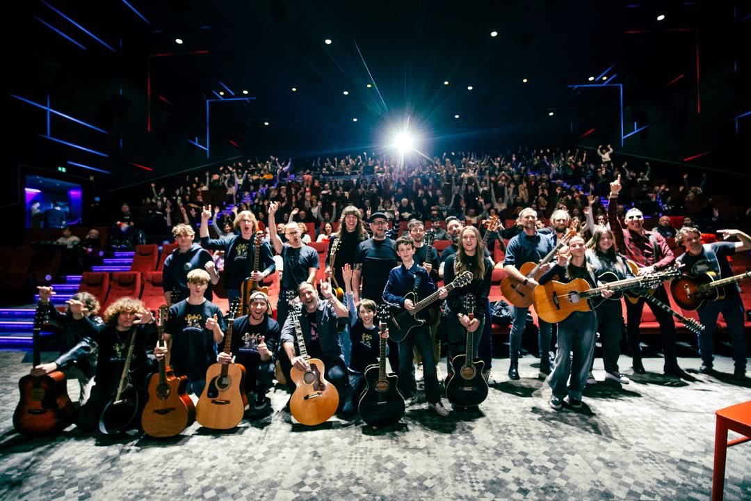 RockRadio tweet media