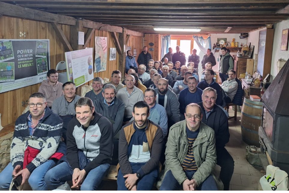 pilotersaferme's tweet image. 👉Intervention dans le Sud-Ouest avec Lidea, Ets Peyre, Silos de l’Adour &amp;amp; Sodepac. 🌽
🔑 Bien choisir sa variété, acheter son urée au bon prix &amp;amp; vendre son maïs🌽 au bon moment : les clés du revenu agricole.

#Agriculture #OAD #Agtech #revenu