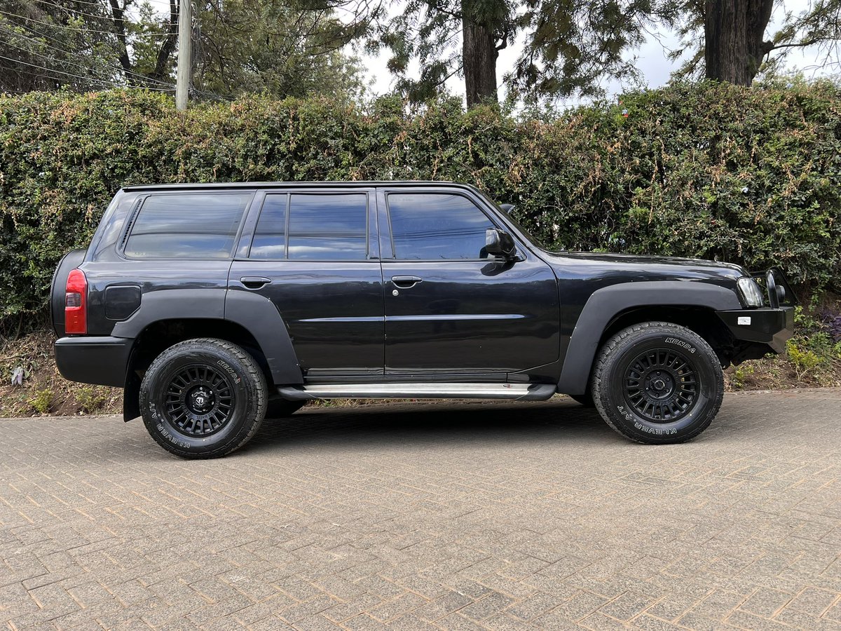 Autopedia_Inc's tweet photo. Nissan Patrol
Black
Year 2011
KBQ

▪️4200cc Diesel
▪️5 Speed Manual
▪️9 Seater
▪️17” Alloy Rims
▪️New Years
▪️Side steps
▪️Bull bar
▪️Foglights

Only Ksh 2.75 M Negotiable

Call 0736355555 https://t.co/G50JDOfPxI