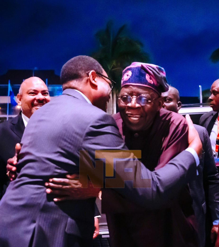 NTANewsNow's tweet photo. President of the African Development Bank, Dr. Akinwumi Adesina, warmly welcomes President Bola Ahmed Tinubu of Nigeria to Dar es Salaam, Tanzania, ahead of the joint African Development Bank and World Bank Group Mission 300 Africa Energy Summit. Sunday, January 26, 2025. https://t.co/PT0hmOukWT