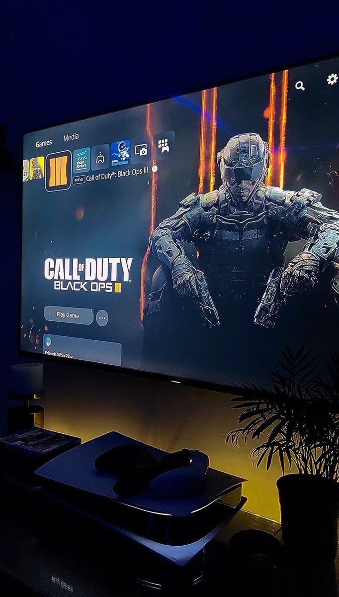 stashglobal's tweet photo. Call of duty https://t.co/Un4QIWX2LN