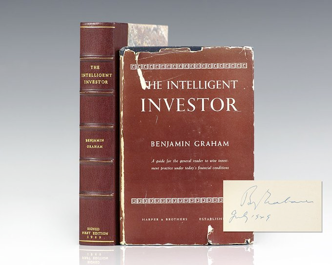 Warren Buffett said there are 3 chapters investors must read.

After that, you know all you need!

1. Chapter 8 (The Intelligent Investor)
2. Chapter 20 (The Intelligent Investor)
3. Chapter 12 (Keynes' The General Theory)

I compiled them all in 1 PDF for free.

Do you want to