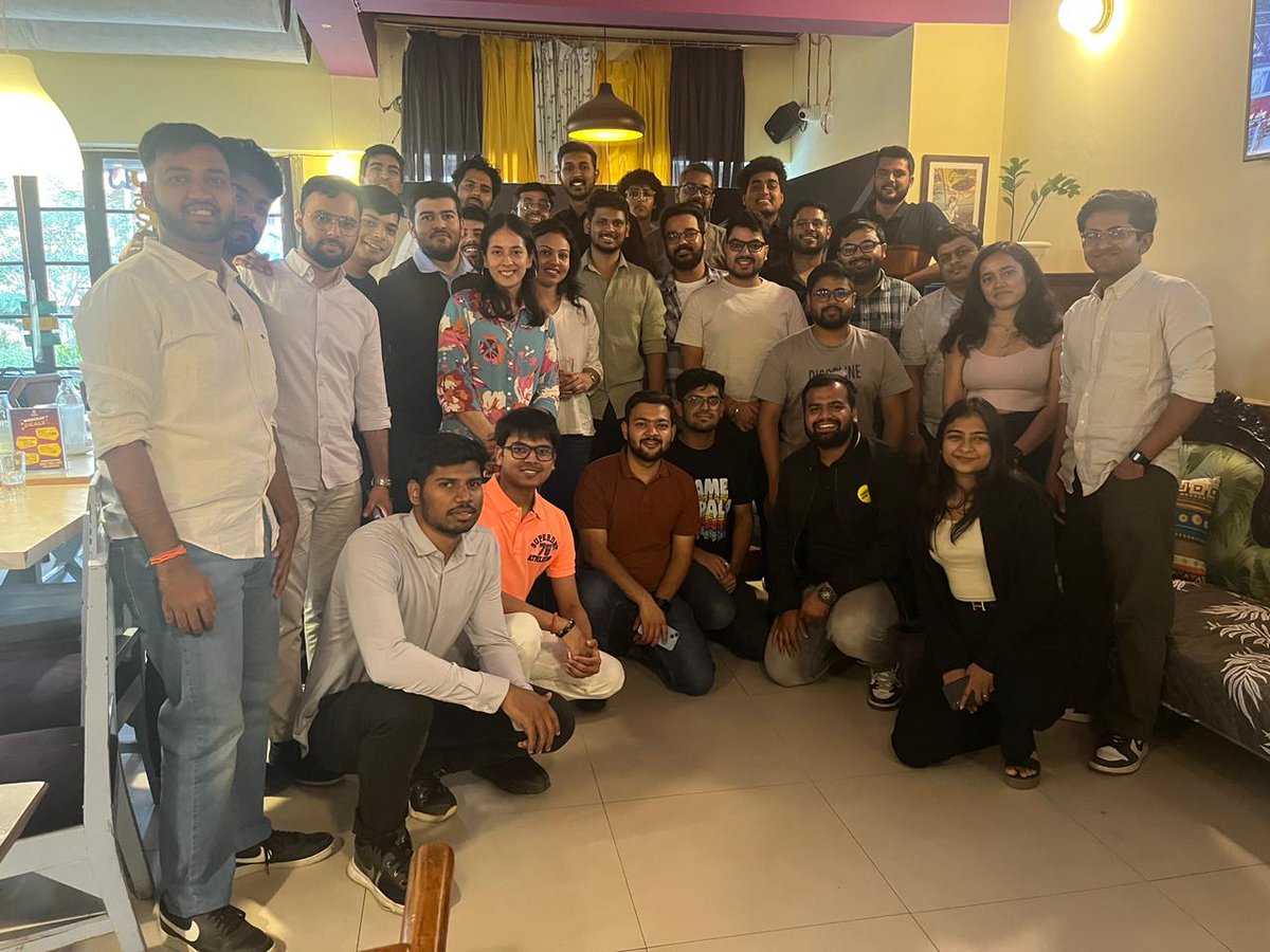 FOC__Community's tweet photo. @FOC__Community in Bengaluru: Building Connections &amp; Community!

31 members connected in Bengaluru for a chill evening of networking and learning about new ventures. It's all about building a strong community! 

#Bengaluru #NetworkingEvents #Collaboration https://t.co/x93NFP7lr1