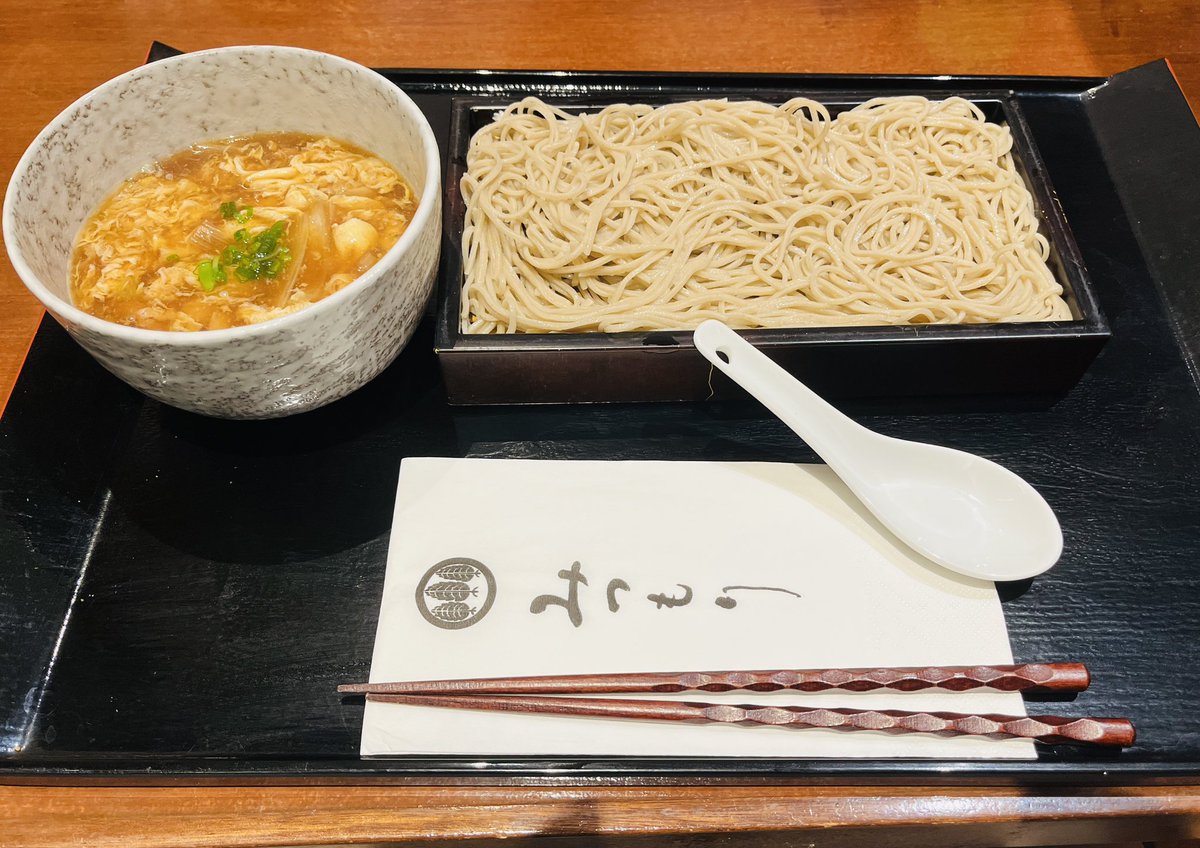 ふらっと入ったら大将が同級生やったよ✌️