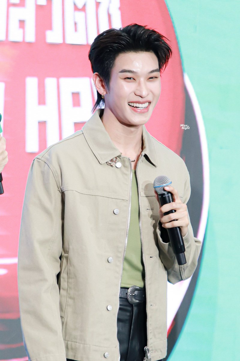 MissNightKim's tweet photo. รอยยิ้มพิมใจของออฟ​โรด​ คิดถึง​แล้วครับหนู​ 🥺🥺
@TOTOGABACK

ೃ⁀➷🚗ᥫ᭡¦260125 #SwitchOffHPVxDAOUOFFROAD

#ออฟโรด​ #offroadKTP​ #OFFROA https://t.co/qy88XMcbYV