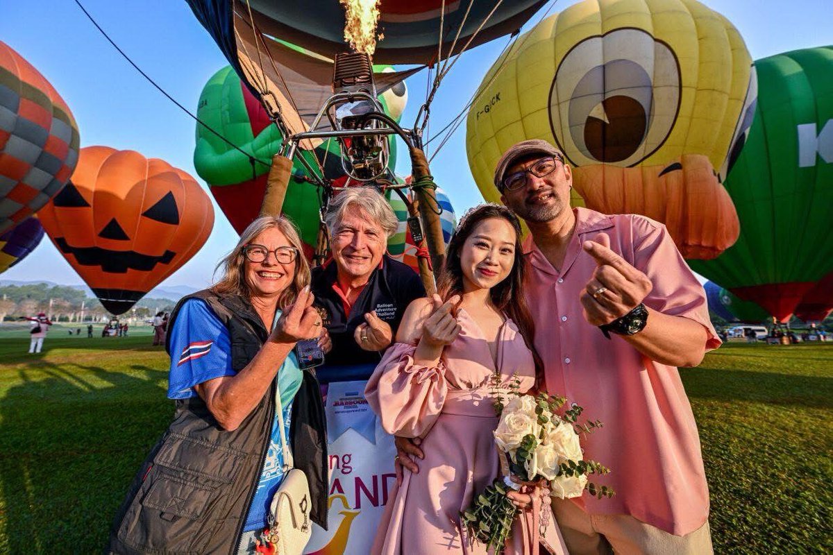 mathailande's tweet image. Préparez-vous pour le plus grand festival de montgolfières d’ASEAN 🤩

Le Singha Park Chiang Rai International Balloon Fiesta 2025 revient pour une 7ᵉ édition spectaculaire !

📅 Du 13 au 17 février 2025, le ciel de #ChiangRai s’illuminera avec plus de 30 montgolfières colorées