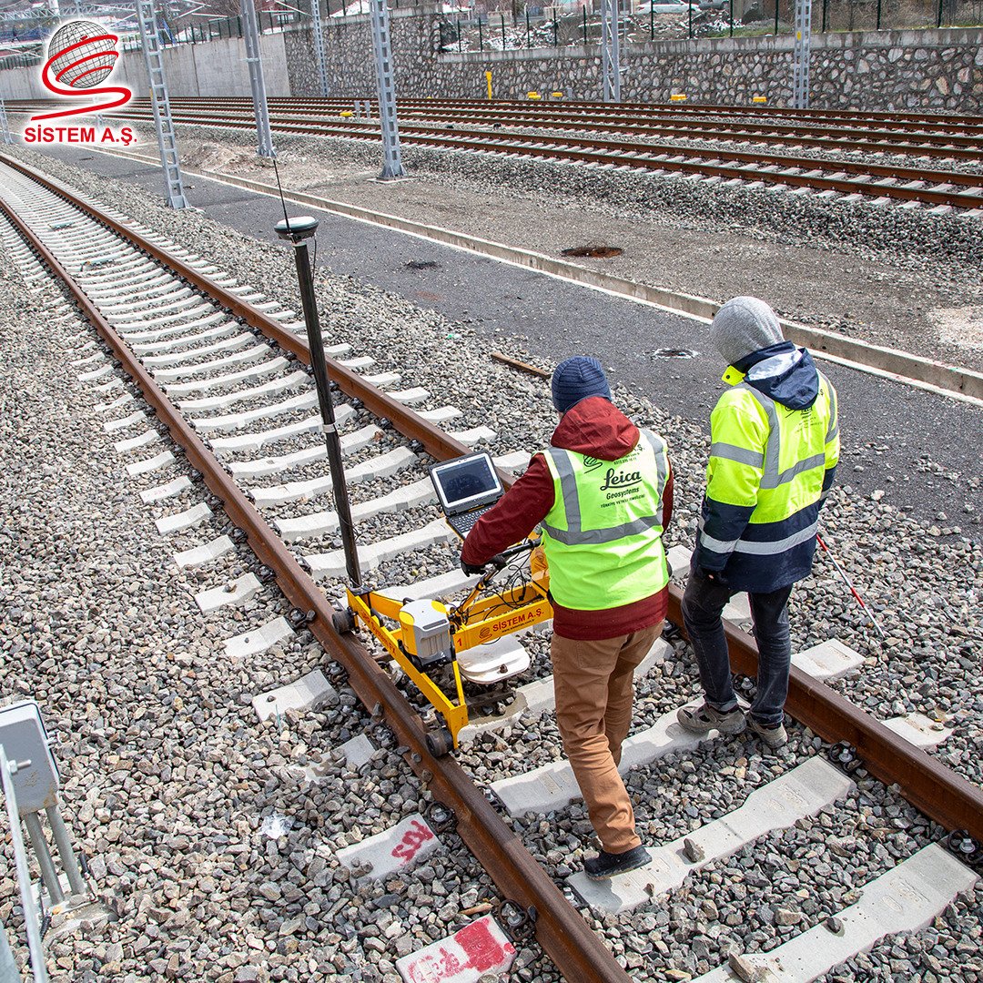 SistemASLeica's tweet photo. Demiryolu Ölçümü: Amberg Rail
Amberg IMS GNSS
Ayrıntılı bilgi için:
☎️ 0312 235 10 11
☎️ 0216 401 10 20
.
#ambergtechnologies #ambergrail #demiryolu #ambergimsgnss #rayhattıölçümü #gabari #grpsystemfx #sabitlihat #IMS1000 #IMS #subway #metro #demiryoluölçme #rayölçme #türkiye https://t.co/jgeQqPNwCh