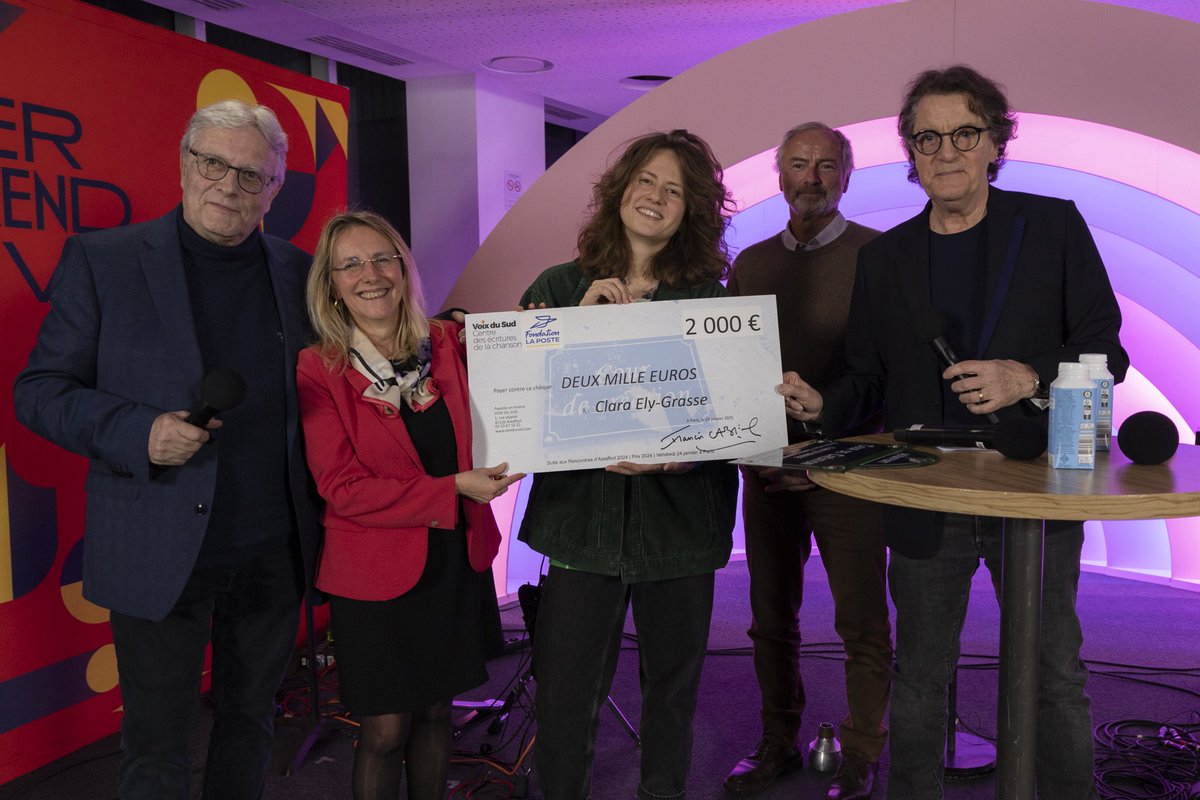 Fondation La Poste (@fond_laposte) on Twitter photo Félicitations à Faune, jeune artiste participante des Rencontres d’Astaffort 2024, la master classe d’auteurs compositeurs interprètes créée par Francis Cabrel, lauréate du prix d’écriture de chansons <a href="/voixdusud1/">voix du sud</a> - <a href="/Fond_LaPoste/">Fondation La Poste</a> ! #écrire #partager #transmettre Félicitations à Faune, jeune artiste participante des Rencontres d’Astaffort 2024, la master classe d’auteurs compositeurs interprètes créée par Francis Cabrel, lauréate du prix d’écriture de chansons <a href="/voixdusud1/">voix du sud</a> - <a href="/Fond_LaPoste/">Fondation La Poste</a> ! #écrire #partager #transmettre