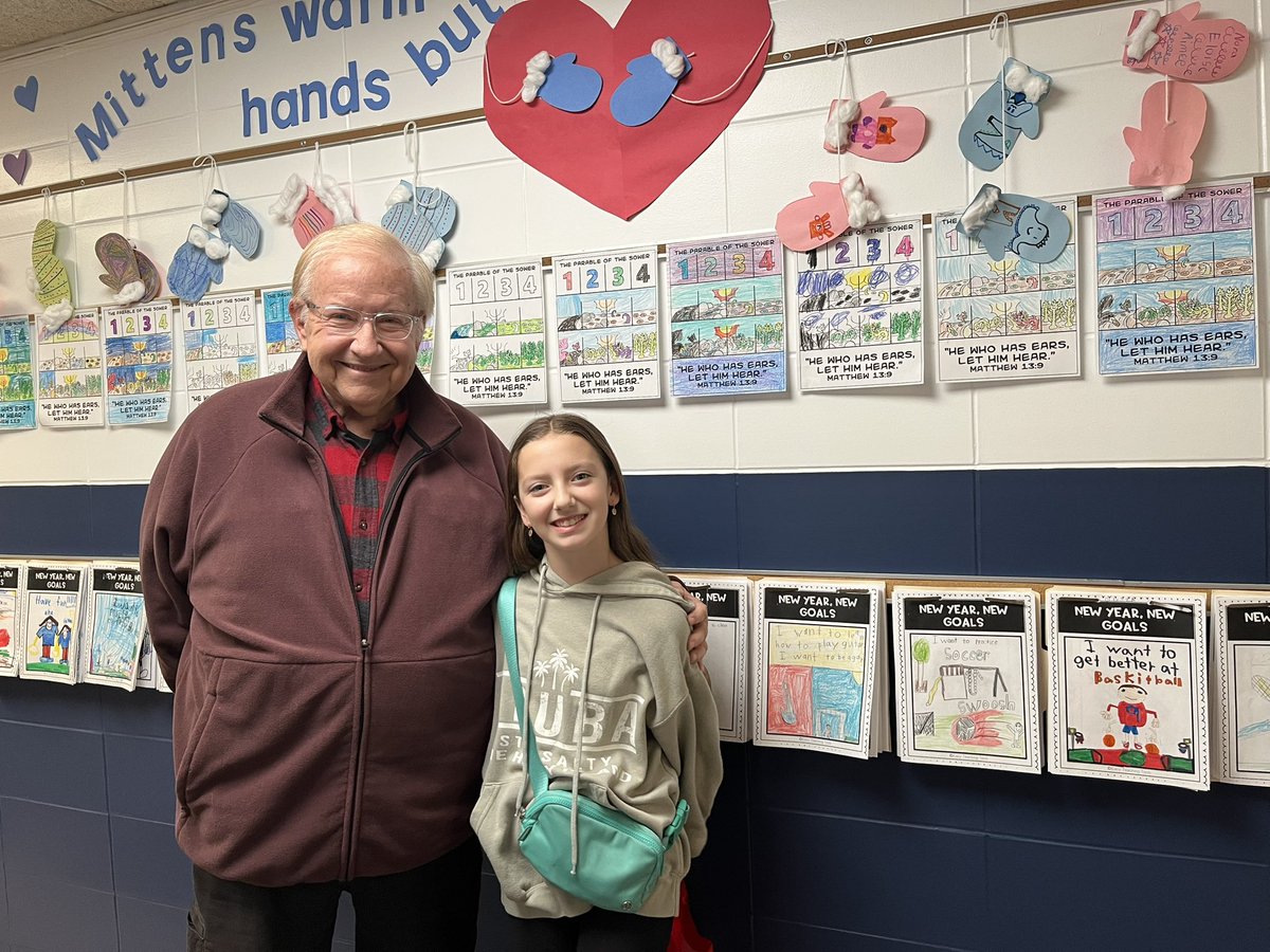 Rachel Lesinski-Roscoe tweet media