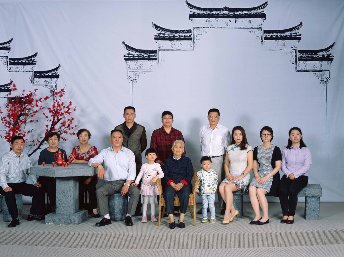 NanjingMemorial's tweet photo. We share a collection of precious photographs - family portraits of survivors of the Nanjing Massacre. Each family’s story is a testament to history and peace. #InternationalHolocaustRemembranceDay #NanjingMassacre #RememberHistory #ProtectPeace https://t.co/zPyuC50ni0