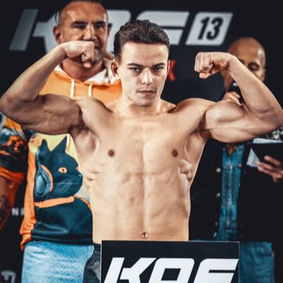 cosmostyle44's tweet photo. #NouvellePhotoDeProfil https://t.co/MMq6jKAt37
