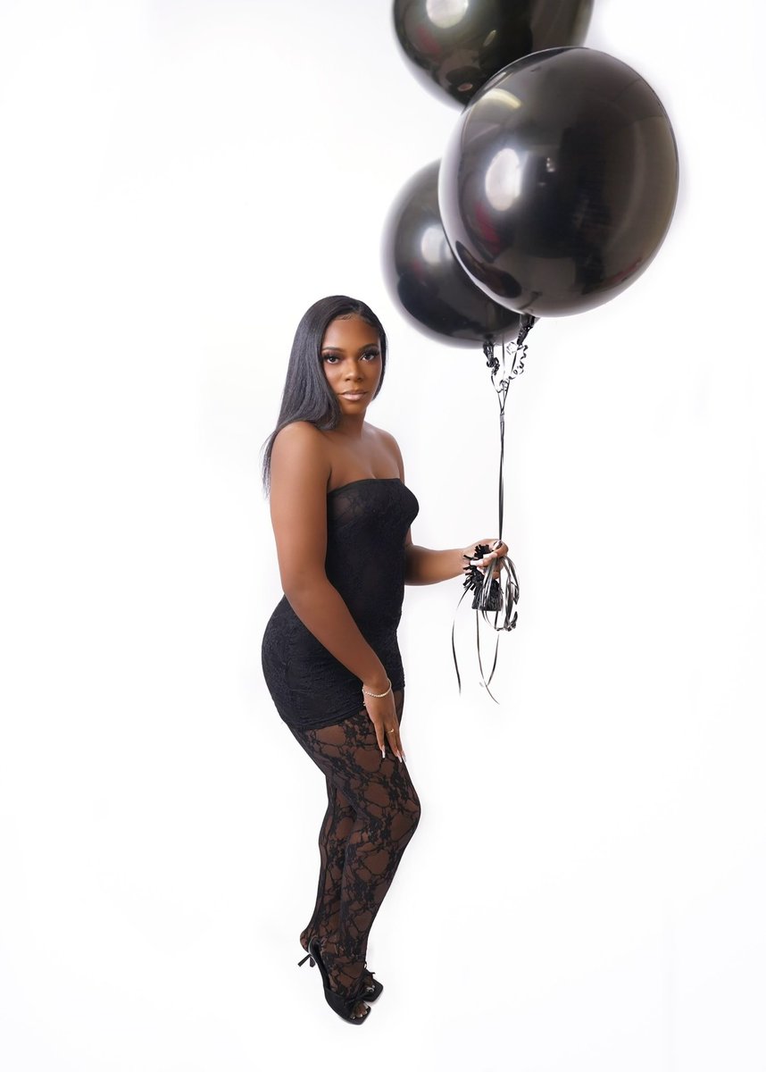 luuldaad's tweet image. aquarius szn 💋