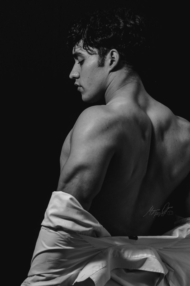 Magnum_opus97's tweet photo. 🐺📸

#photograghy #model #blancoynegro #gymboy #Foto #fypシ https://t.co/mvq0OCwCqF