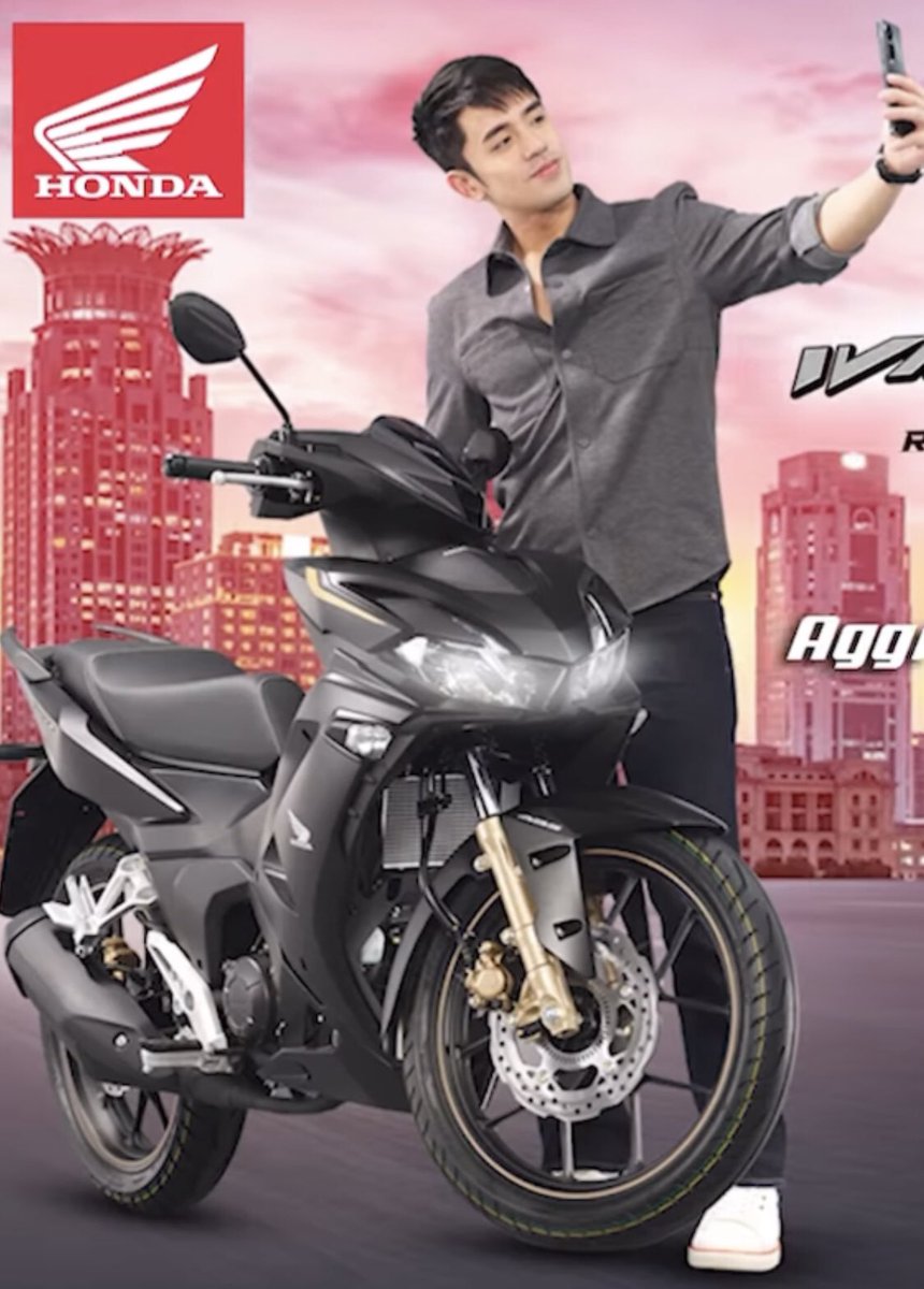 simplychenita's tweet photo. Ride Like A Champion
#DavidLicauco | @davidlicauco
#WinnerX
#HondaPH
#OneDream https://t.co/sveQcPGpAU