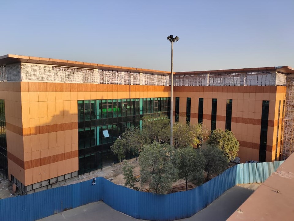 #Healthcare #Delhi New block of Bhagwan mahaveer hospital already functional. #Taxpayers #Money