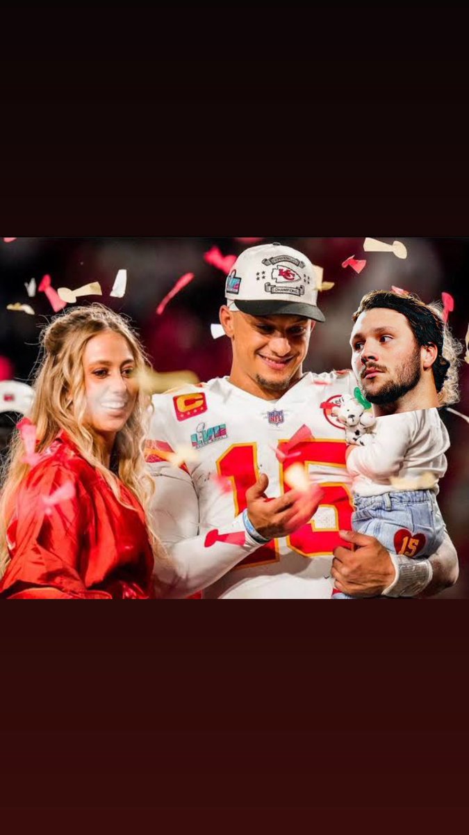 MarceloEngelkeM's tweet photo. Mais uma vez o Mahomes pegando o filho dele no colo…
Que freguesia nos playoffs!
#NFLnaESPN @ESPNBrasil https://t.co/lrFtHu4pEW