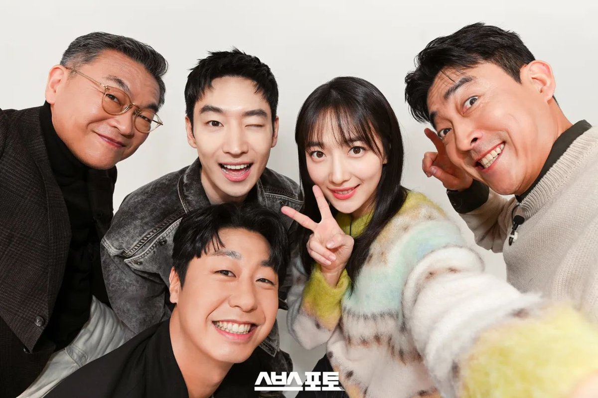 ggonigone's tweet photo. SBS 새 금토드라마 <모범택시3> 16부작

극본: 오상호 (모범택시)
감독: 강보승 (낭만닥터 김사부3 공동 연출)
출연: 이제훈, 김의성, 표예진, 장혁진, 배유람

2025년 3월 중 크랭크인, 2025년 하반기 방영 예정 https://t.co/ovxgKRN6qy