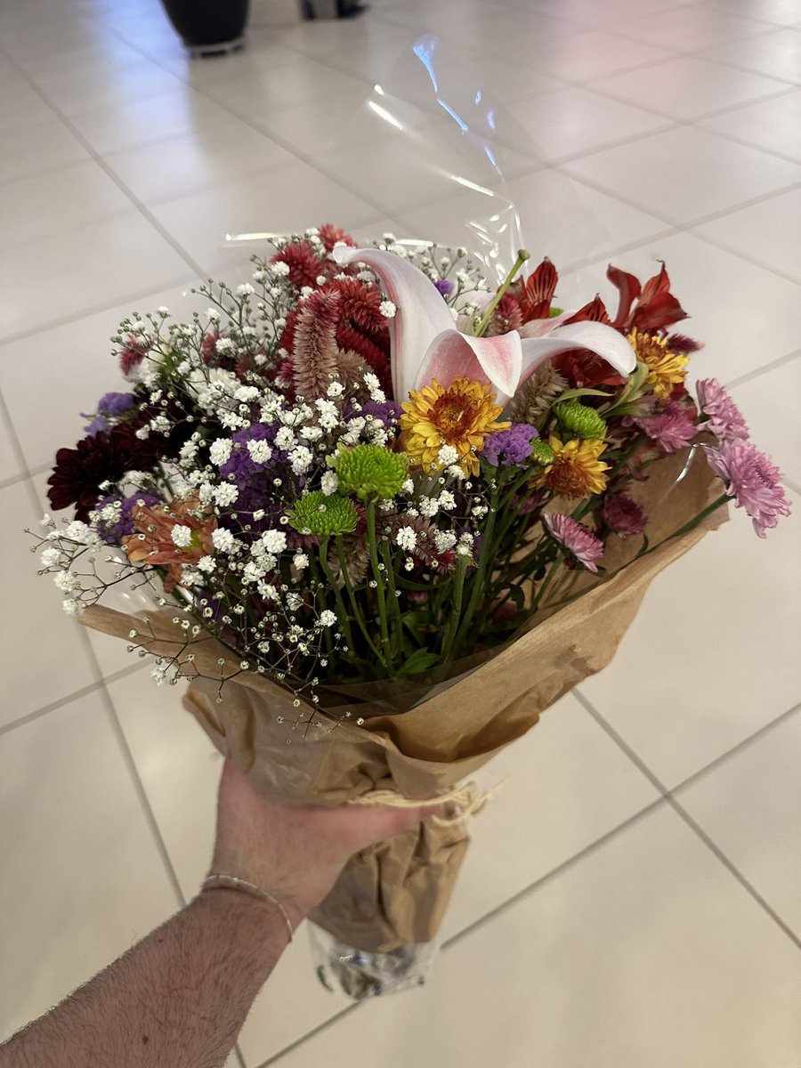 BatataReal's tweet photo. e vcs nada 🥺 https://t.co/aTzHXbTLb7