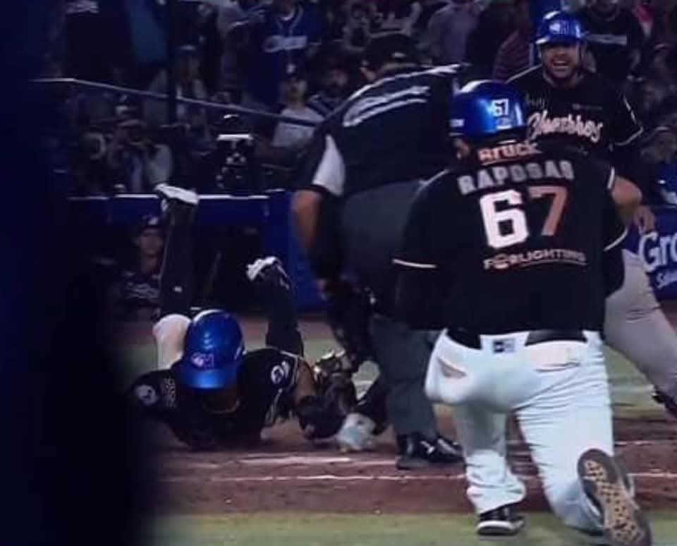 clubtomateros's tweet photo. Los comentarios los pone ustedes. Nosotros no tenemos. https://t.co/sakqHWZcy7