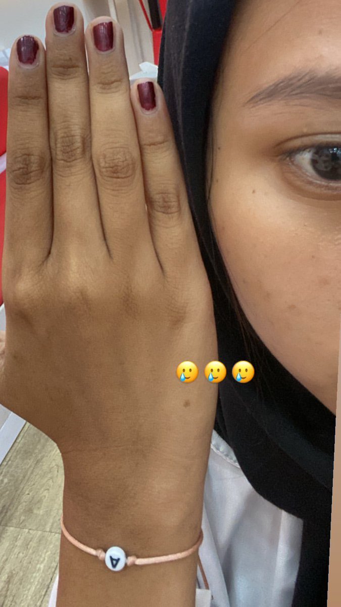 limitedbread03's tweet photo. MAUU SHARINGGG CARA AKUU CERAHIN BADANNNNN PAKE PRODUK UNDER 50K SEMUAAAA HRSS NYOBAIN 😭😭😭😭😭😭😭😭 https://t.co/rRZ2uQgpEx