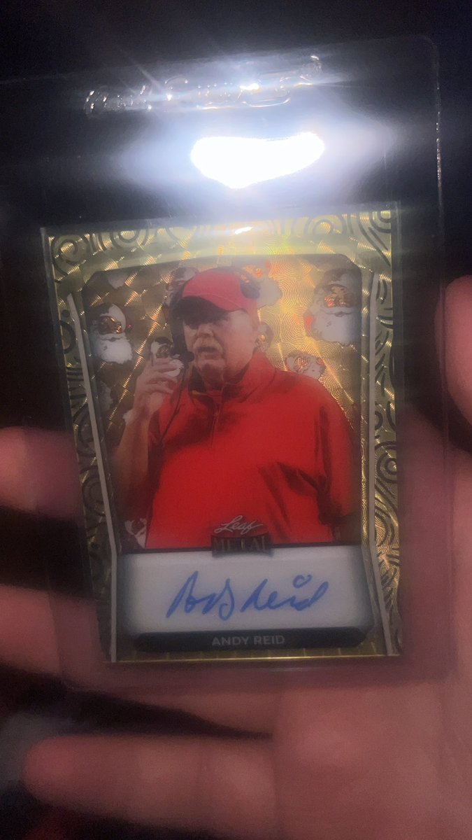 ShawnHaley92's tweet photo. Can’t stand the chiefs! But respect the hell outta them. I Have this sweet Andy Reid 1/1 Santa card 🤣 @CardPurchaser https://t.co/Lg2CGCw2Wi