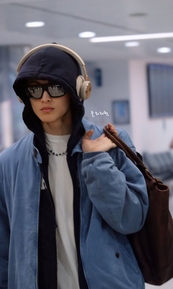 glitterhyeon's tweet photo. 250127 SYDNEY 🛬

🕶️

#Mark #마크 #NCT #엔시티 https://t.co/wKfhOIFigz