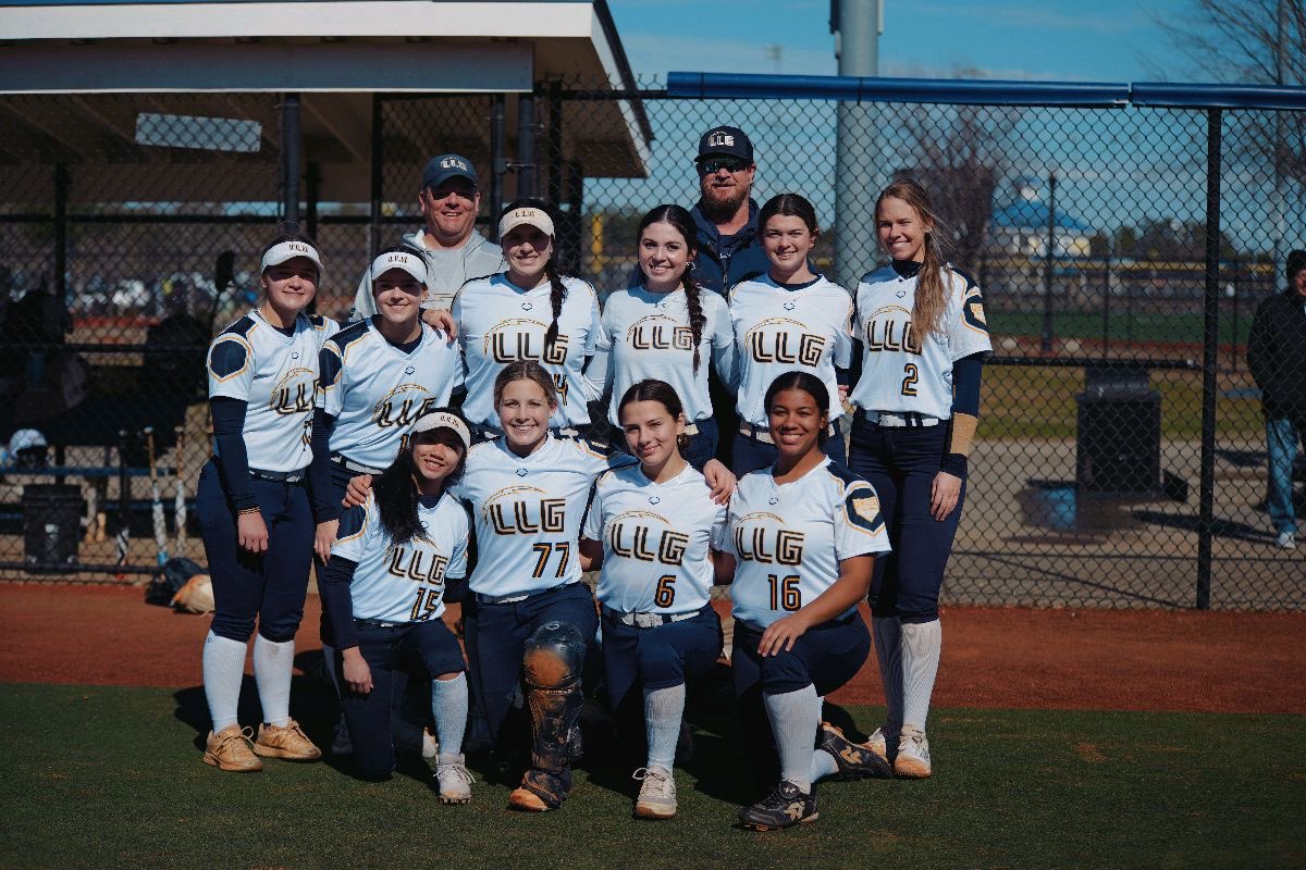 Isabela Barber 2025 (@isabelabarber24) on Twitter photo Mini-Camp ✅ So grateful to be apart of such an amazing team, can’t wait for summer ball! #lightitup ⚡️⚡️⚡️ <a href="/LLGPremier18U/">LLG Premier 18U</a> <a href="/Org_LLG/">Lady Lightning Gold Org Account</a> <a href="/RhodesSoftball/">Rhodes Softball</a> Mini-Camp ✅ So grateful to be apart of such an amazing team, can’t wait for summer ball! #lightitup ⚡️⚡️⚡️ <a href="/LLGPremier18U/">LLG Premier 18U</a> <a href="/Org_LLG/">Lady Lightning Gold Org Account</a> <a href="/RhodesSoftball/">Rhodes Softball</a>