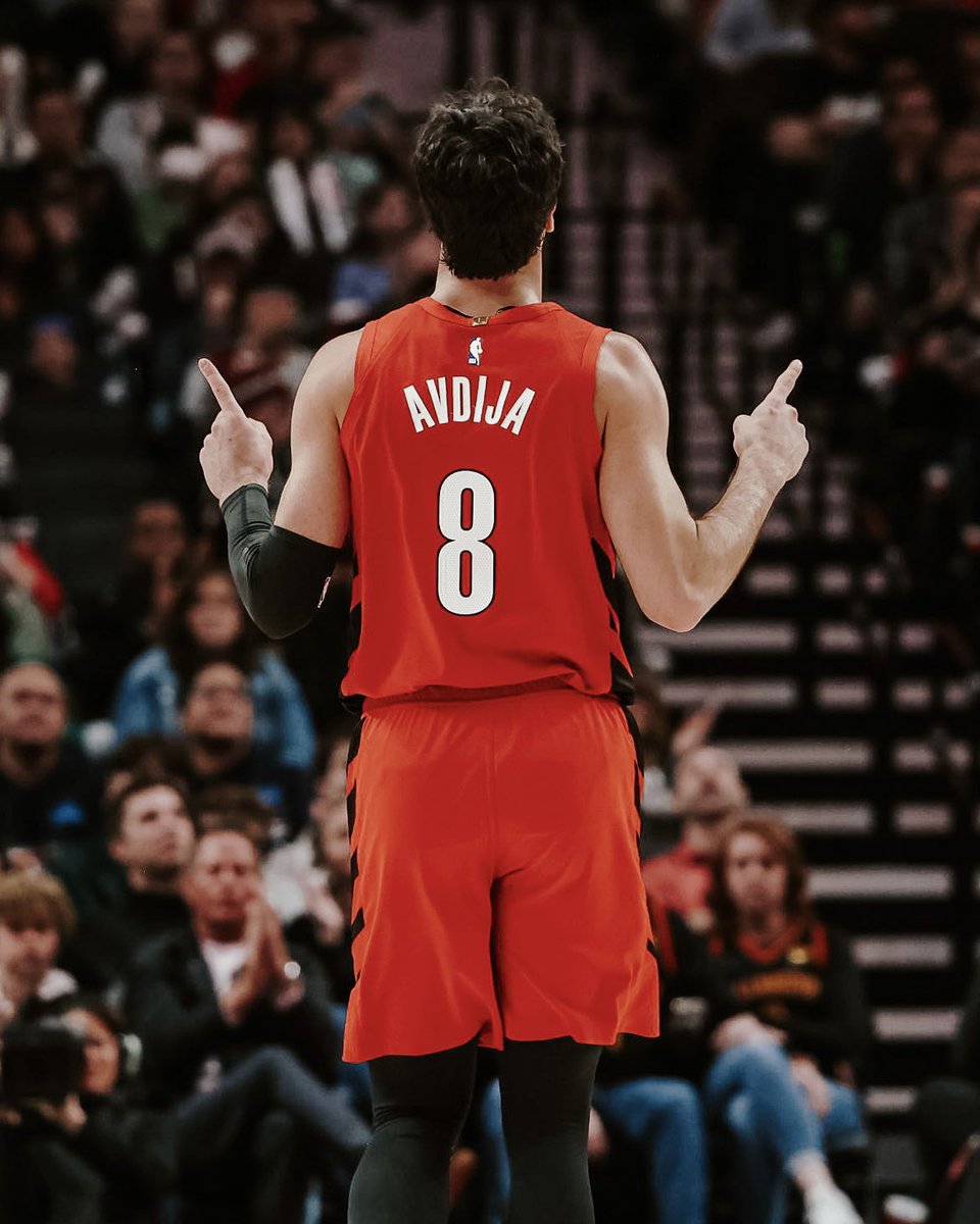 trailblazers's tweet photo. Deni does it all 👏

▫️ 28 PTS (Season-High) 
▫️ 8 AST 
▫️ 8 REB https://t.co/FU9M0DjVxu