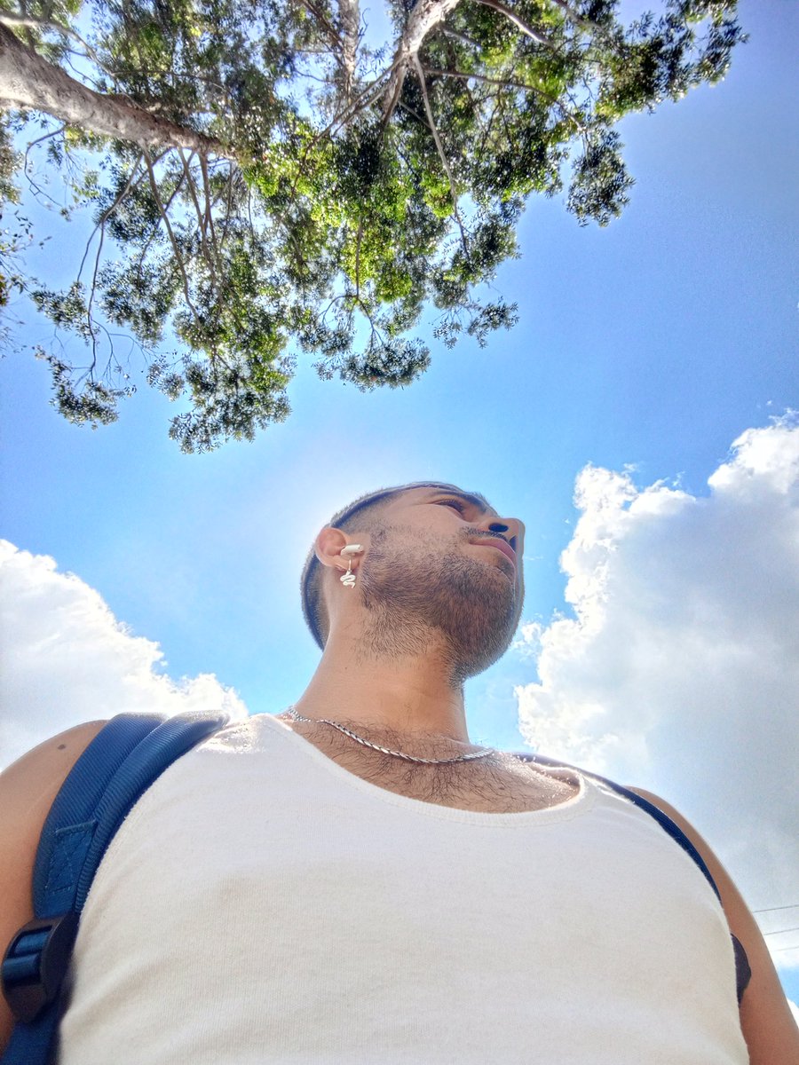 ECM1524's tweet photo. Sorprendeme 2025 🔅 https://t.co/yrj9QehZCF