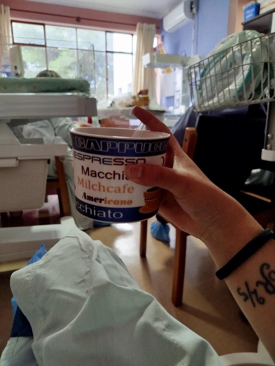CarlySTuff29's tweet photo. Last day in the hospital felt like... https://t.co/5fEEyi1lO5
