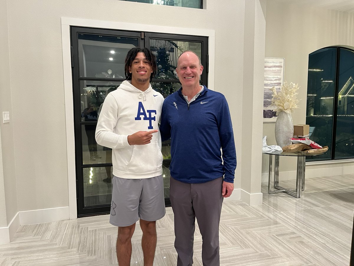 Big thanks to <a href="/CoachNickToth/">Nick Toth</a> <a href="/CoachTCalhoun/">Troy Calhoun</a> and <a href="/CoachLobotzke/">Steed Lobotzke</a> for stoping by my house this winter to talk Air Force and more! Can’t wait to put the pads and helmet on for the #boltbrotherhood !