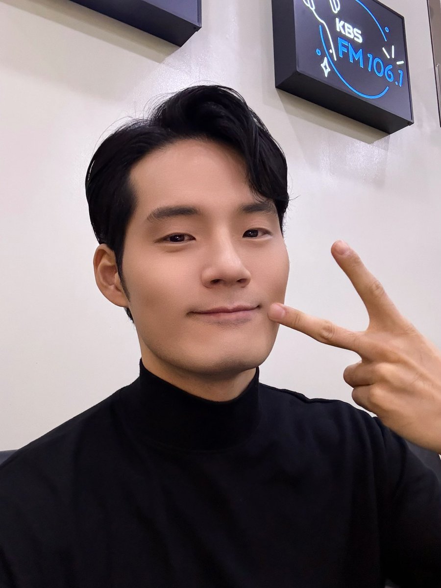 월요일 아침의 준수 경수 
수수브라더스😉💗🧞‍♂️✨🧧

#박명수의라디오쇼 #뮤지컬 #알라딘
#KIMJUNSU #SEOKYUNGSU
#김준수 #서경수