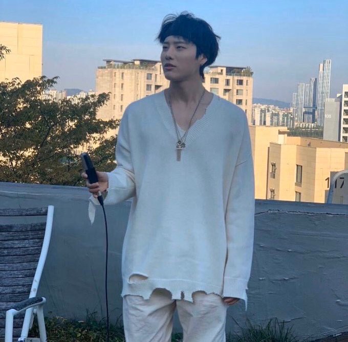 yoguguhan's tweet photo. nemu artefakk, pernah haram pada masanya 😭😭 https://t.co/rkkQvZkg1K